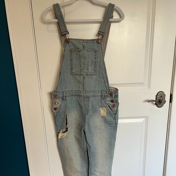 Forever 21 Denim - Forever 21 Distressed Denim Overalls | Size 28